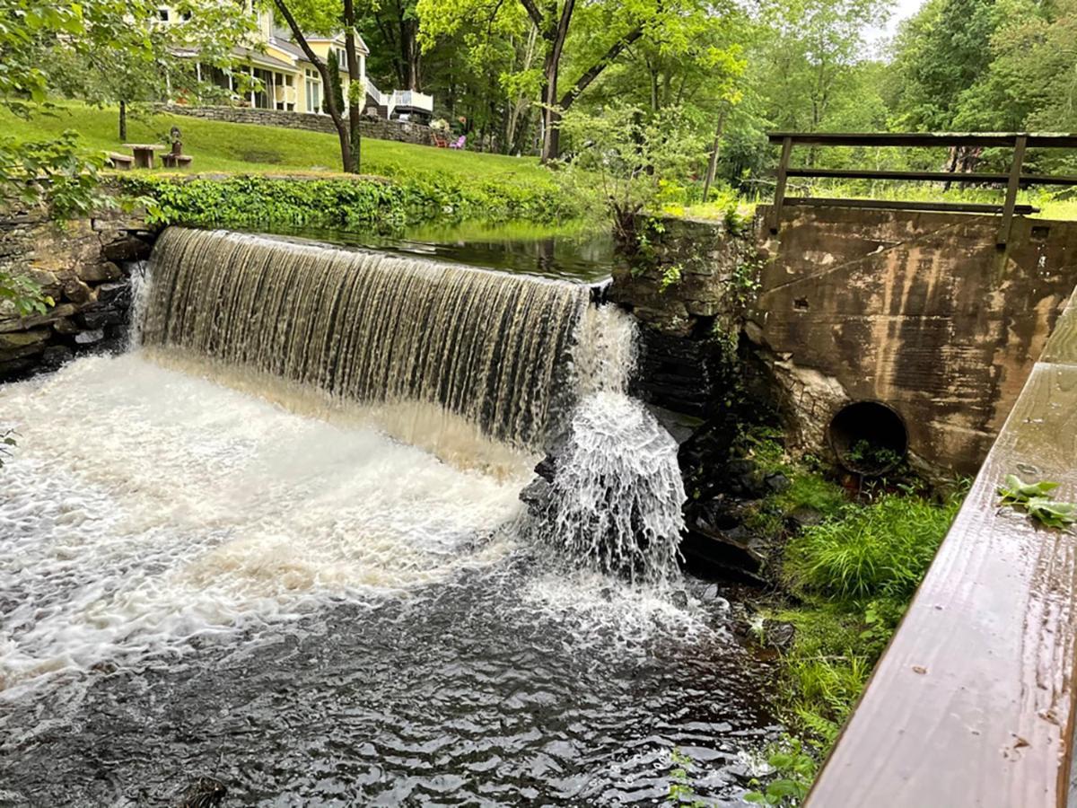 The Millhouse Downtown Chester Exteriér fotografie
